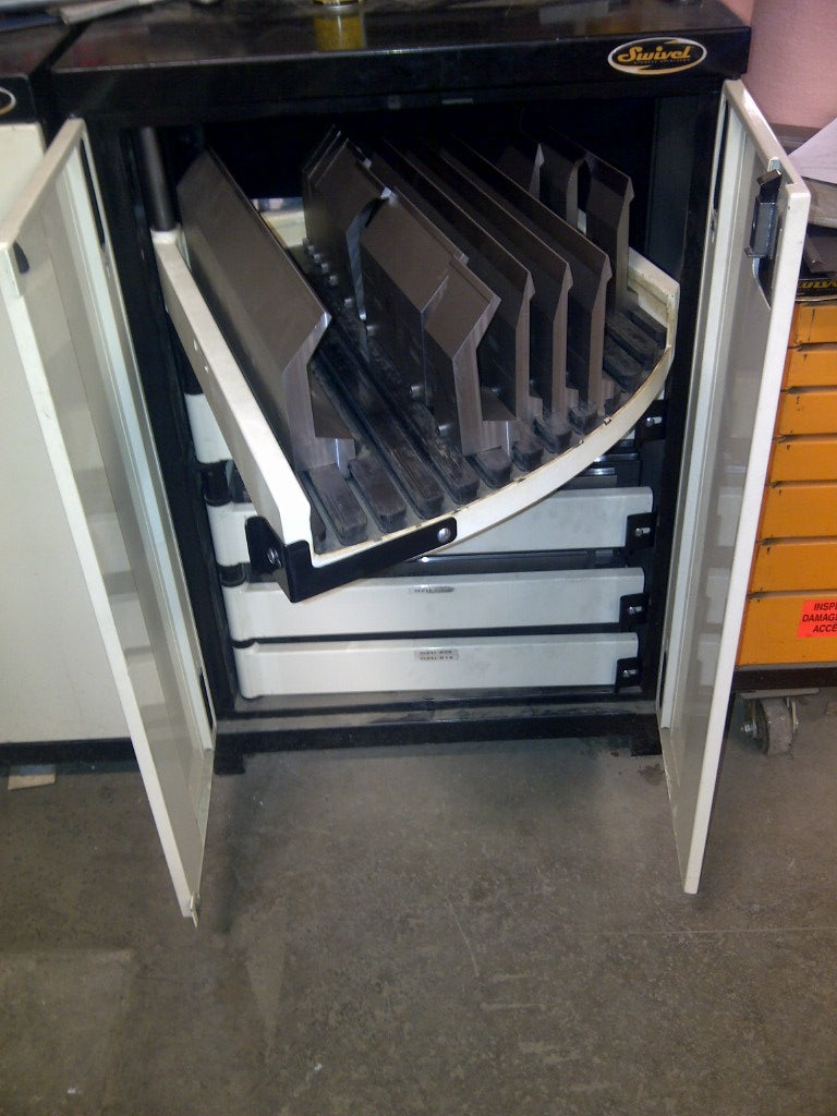 Press Brake Tooling Storage – 5 adjustable drawers